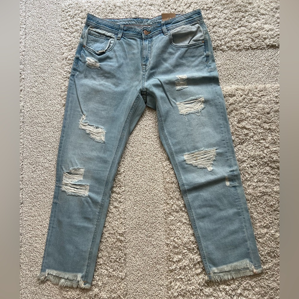 Zara Relaxed Fit Ripped Jeans - Size 8/40